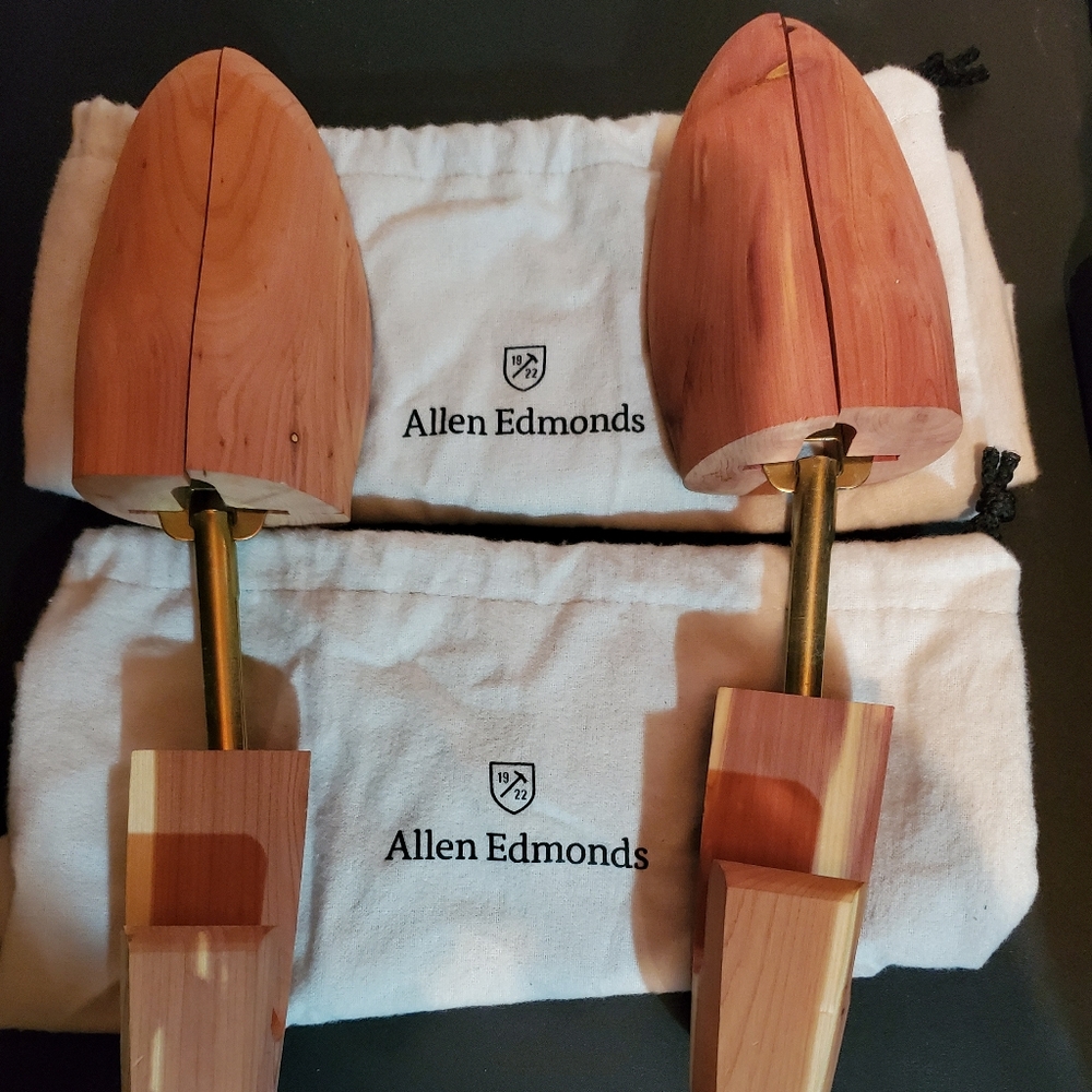 Allen Edmonds - Picture 4 of 5